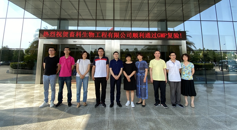 news03.jpg news03.jpg