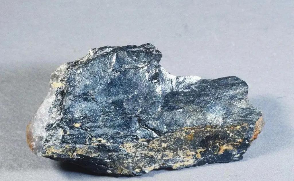 铂族金属回收商介绍铂族金属矿物种类以及选矿